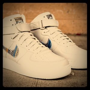 Nike Air Force 1 07 LV8 ‘Afro Punk’
